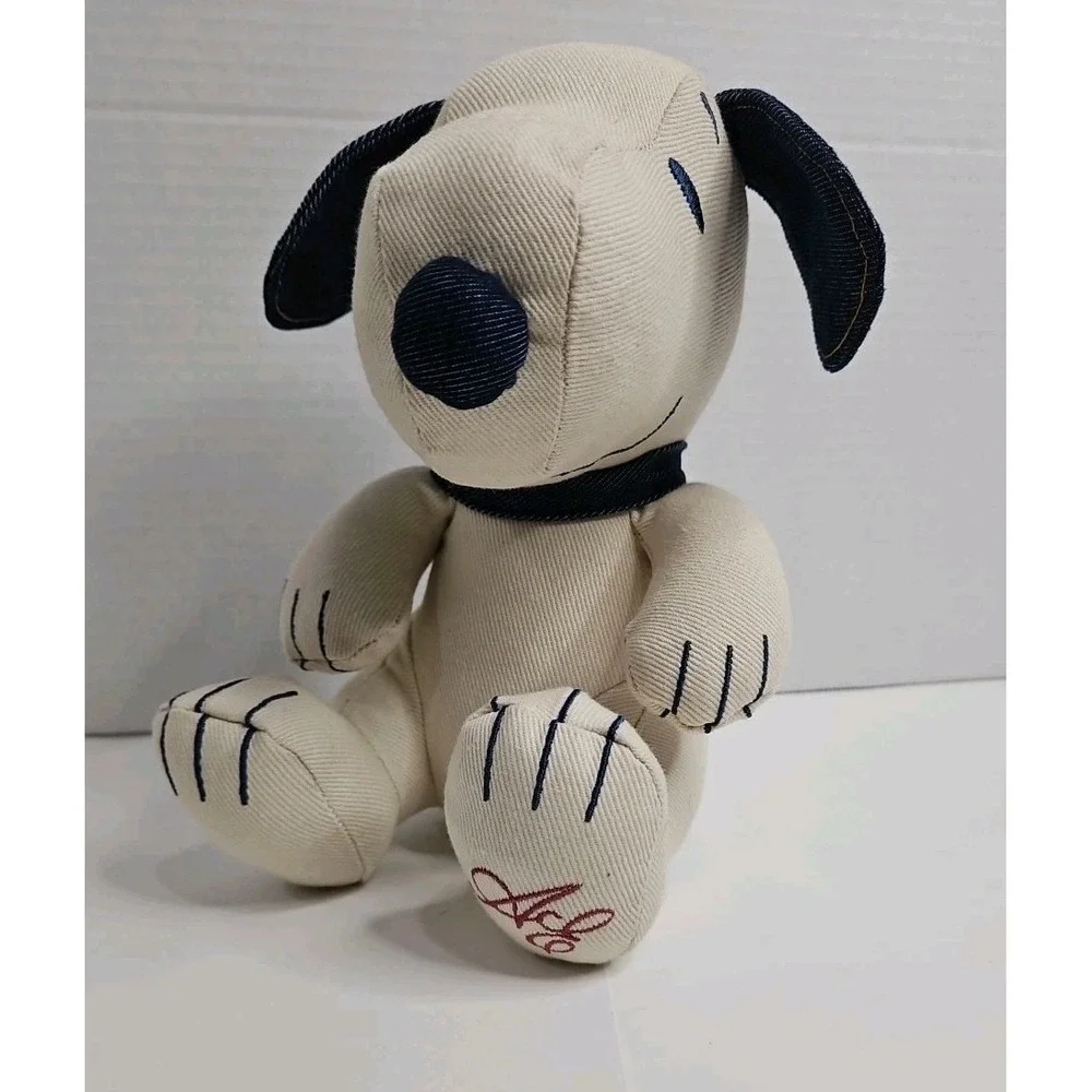 American Eagle Snoopy Limited Edition Denim Peanuts‎ Plush 8